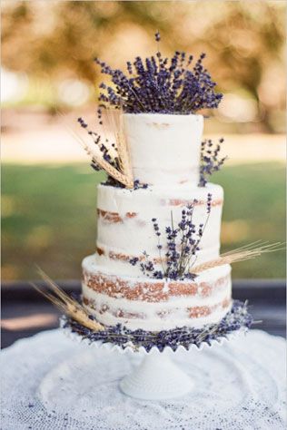 торт на свадьбу в стиле эко.jpg