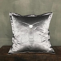 Подушка Пчела королевская, серый с серебром